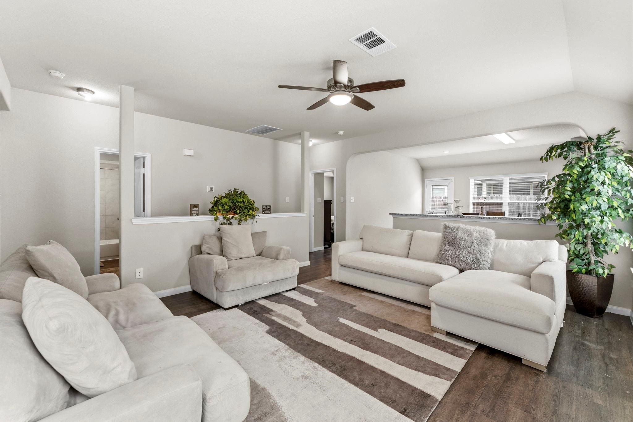 4930 Purple Wisteria Lane