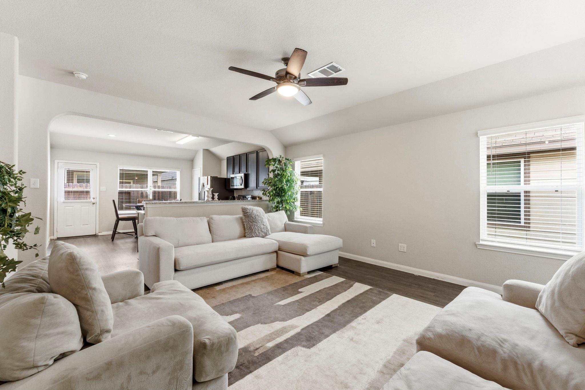 4930 Purple Wisteria Lane