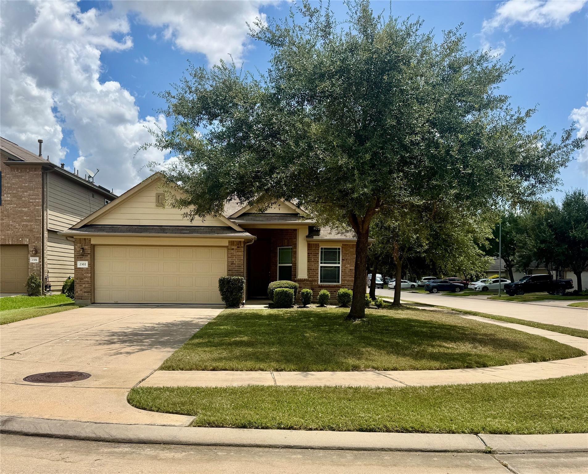 2302 Corry Crest Circle