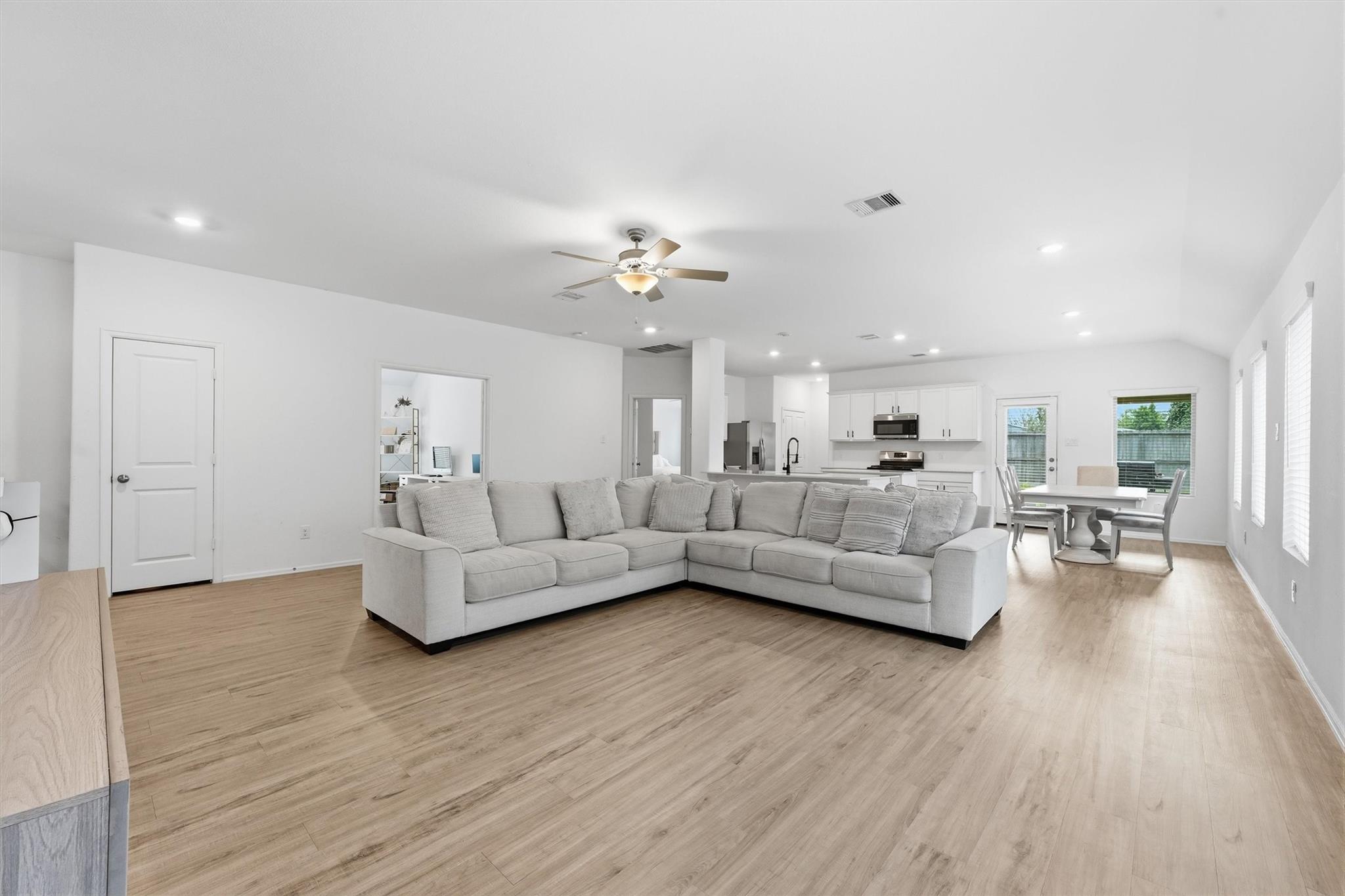 4902 Penton Meadow Lane