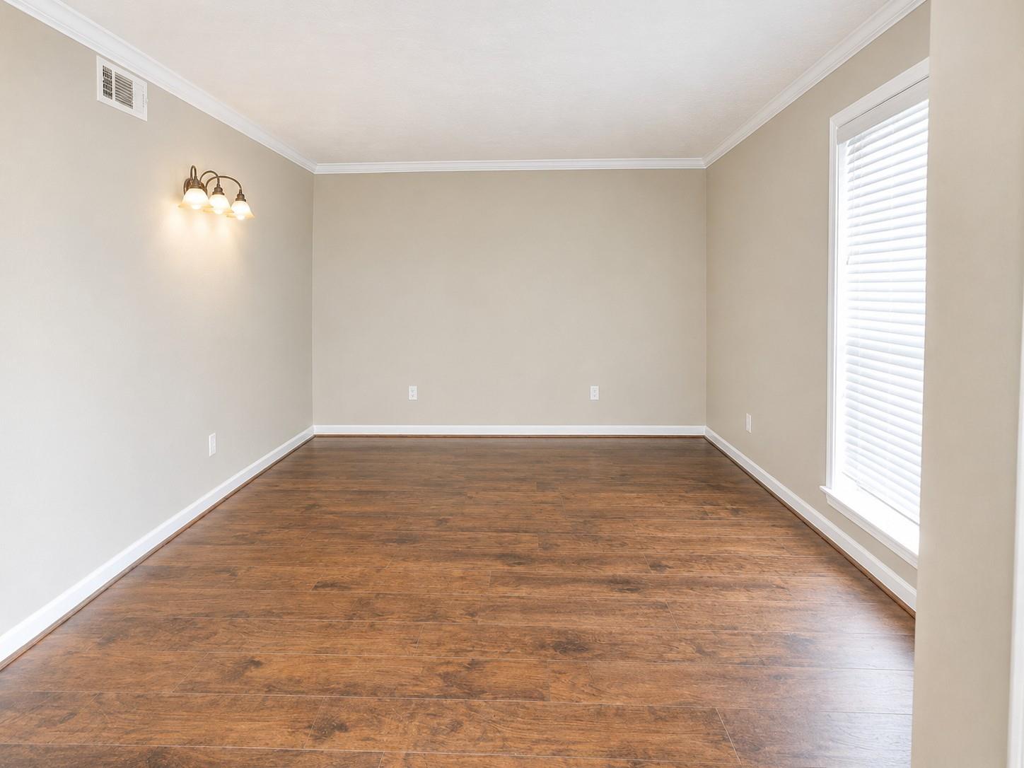 2301 Lees Court