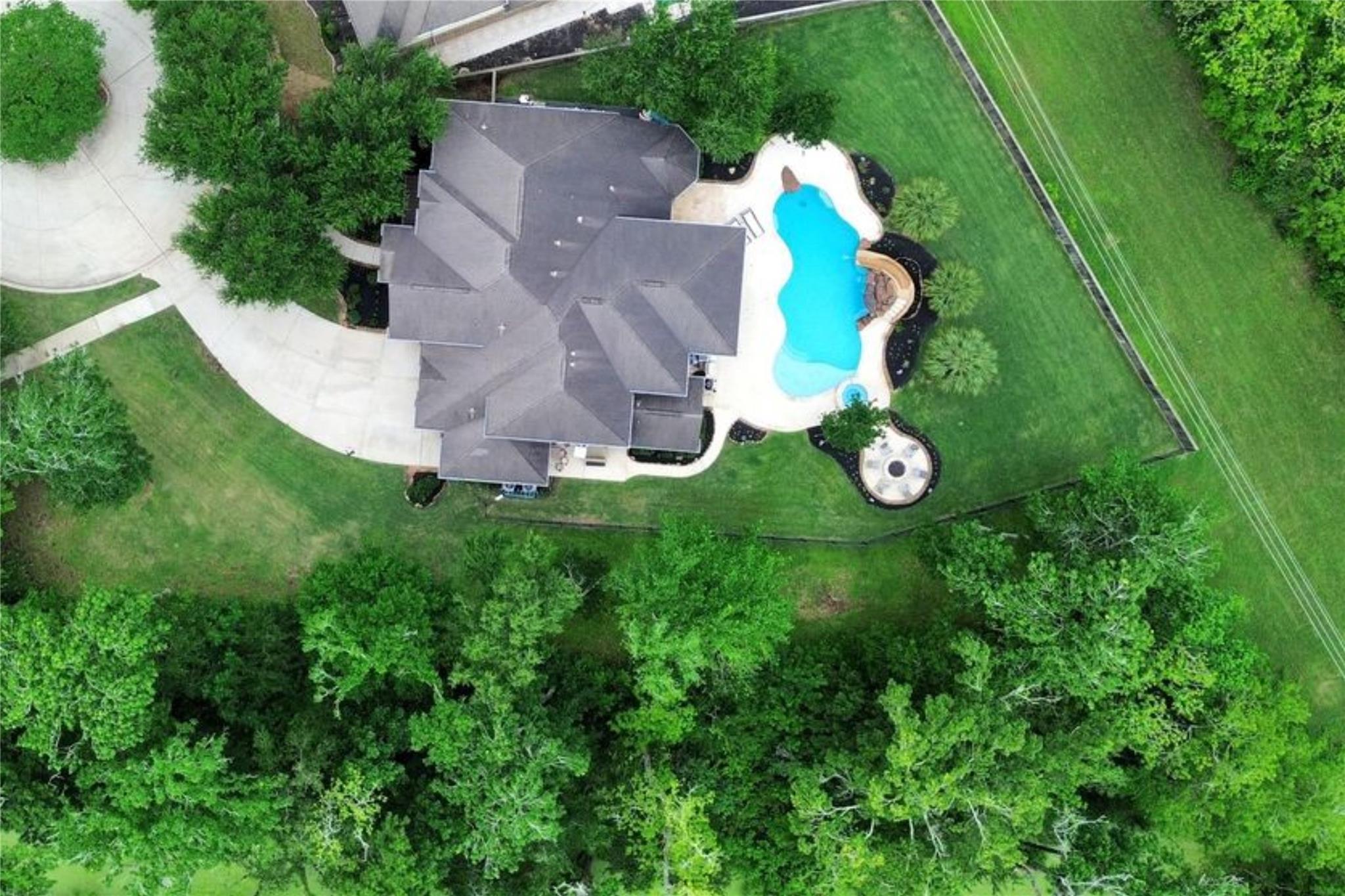 6102 Logan Creek Lane