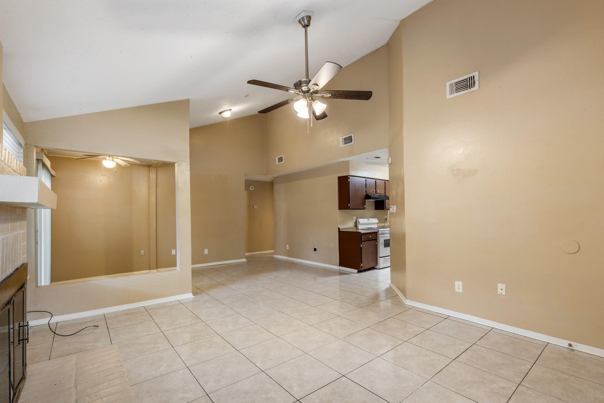 10722 Highland Woods Drive