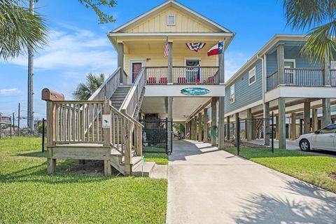 Photo of 3415 Winnie Street, Galveston, TX 77550 (MLS # 15692628)