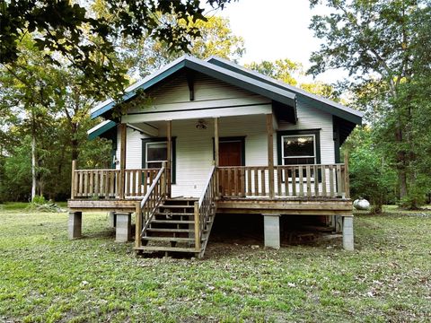 Apartment For Sale - 877 County Road 6474 Ashley Drive<br/> Dayton, TX 77535