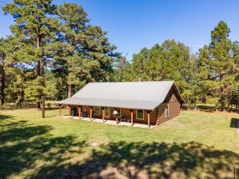 Photo of 1152 Loving Road, Lufkin, TX 75901 (MLS # 91514779)