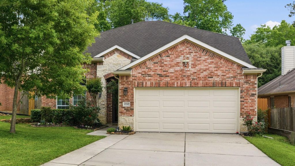 Photo of 1737 Round Oak Lane, Conroe, TX 77304 (MLS # 9040930)