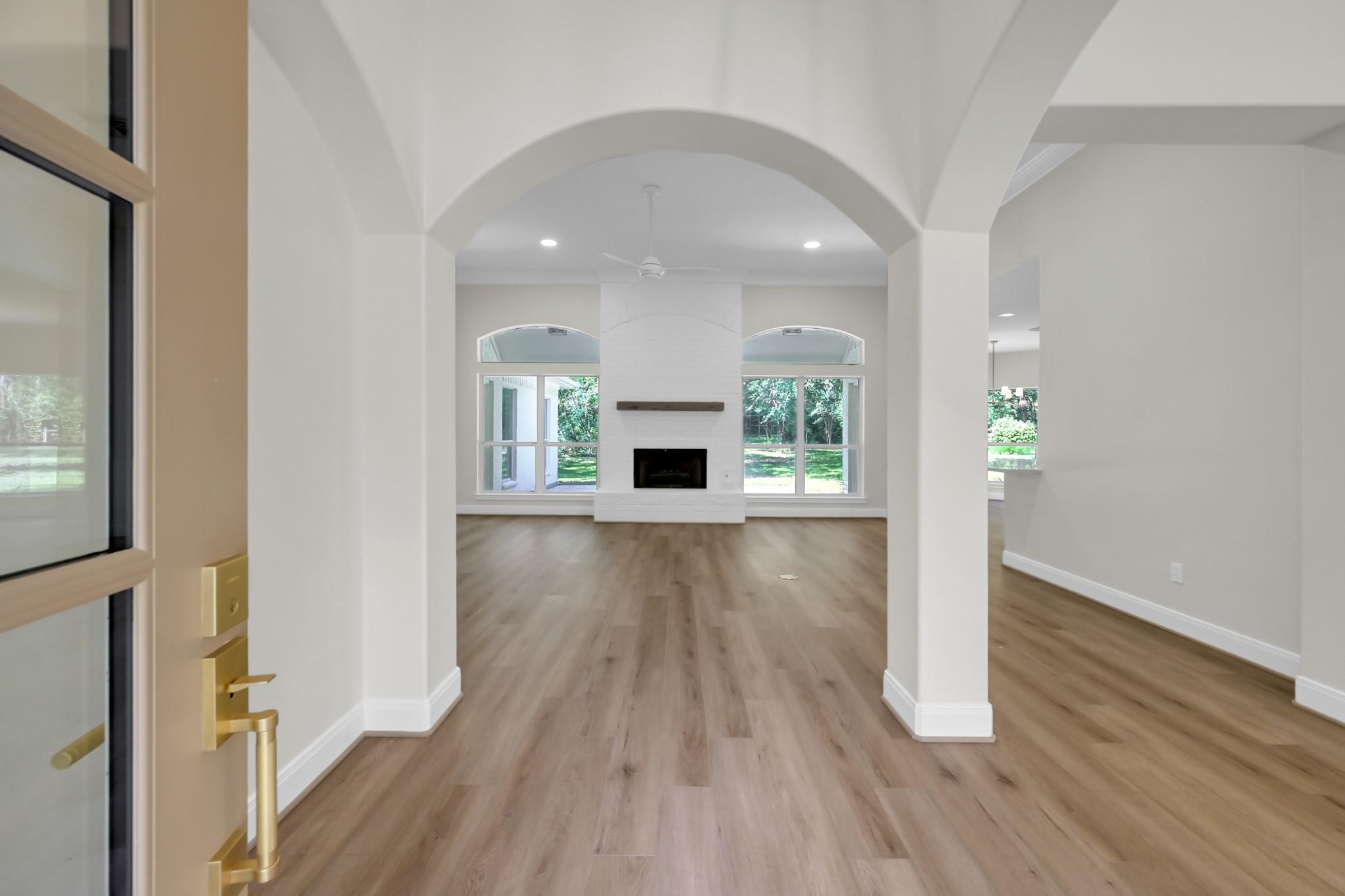 36803 Deer Valley