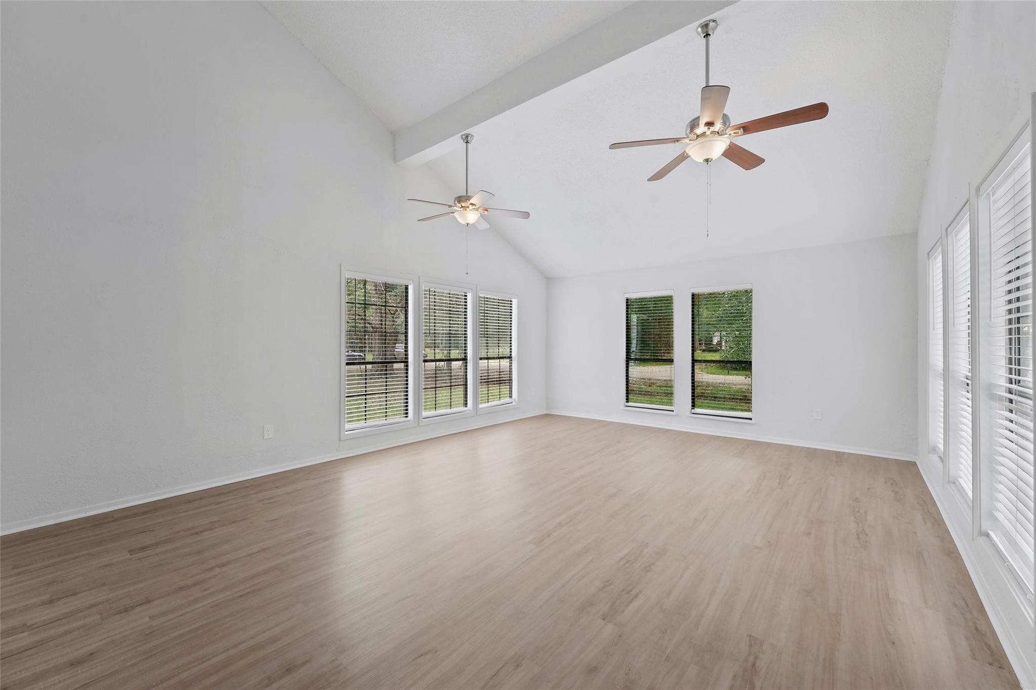 18009 Split Oak Circle