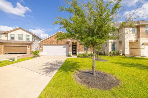 Homes For Rent - 17705 Hanson Ridge Drive<br/> Conroe, TX 77316