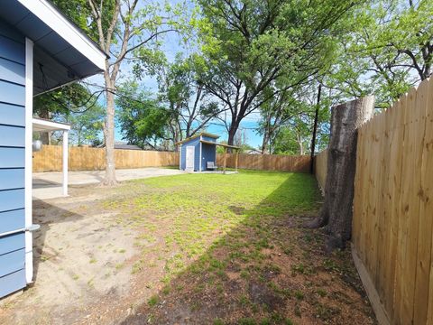 Tiny photo for 709 Befaye Road, Houston, TX 77076 (MLS # 75440960)