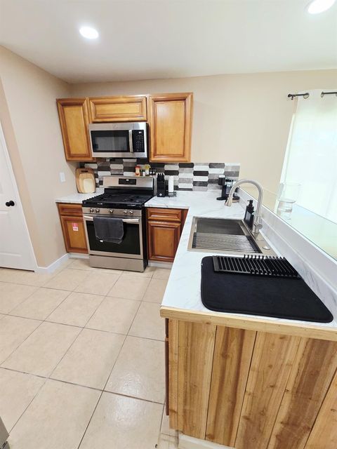 Tiny photo for 709 Befaye Road, Houston, TX 77076 (MLS # 75440960)