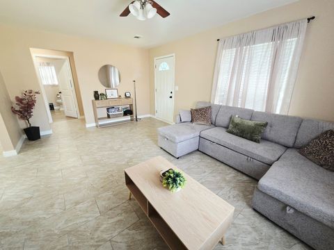 Tiny photo for 709 Befaye Road, Houston, TX 77076 (MLS # 75440960)