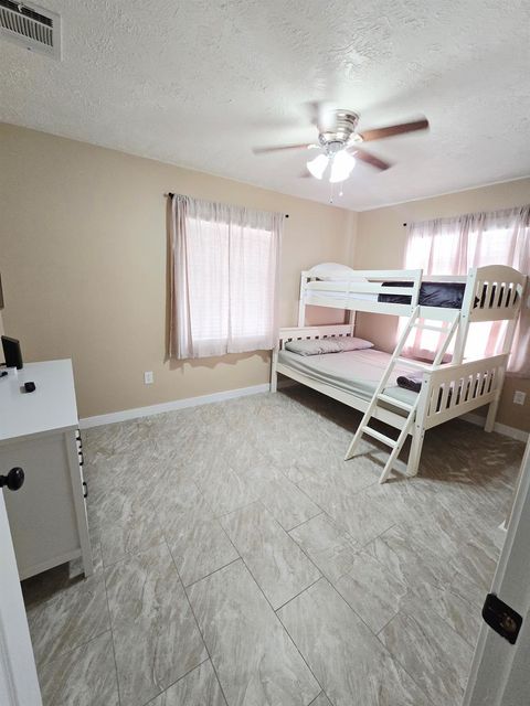 Tiny photo for 709 Befaye Road, Houston, TX 77076 (MLS # 75440960)