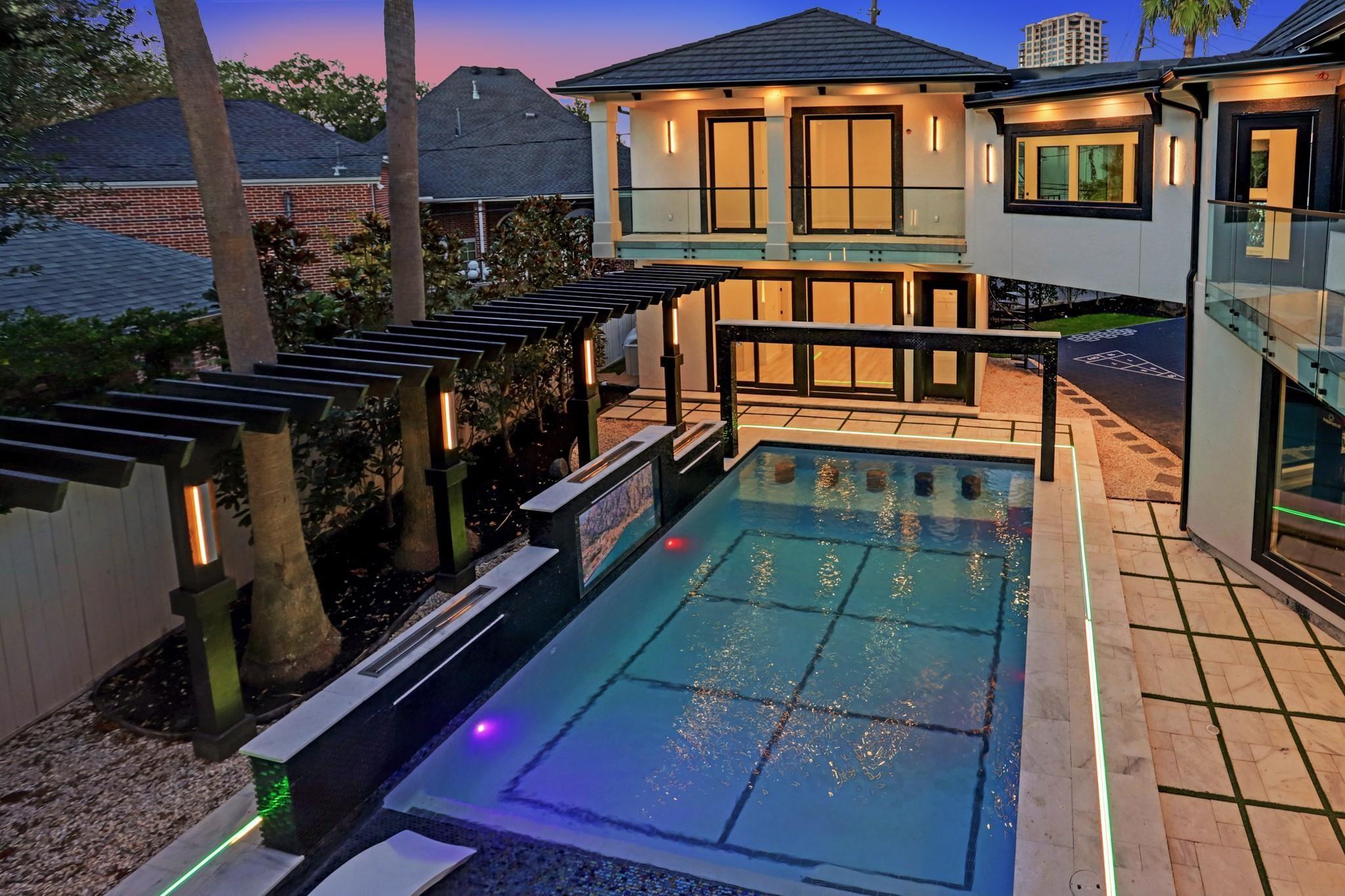 5158 Huckleberry Circle