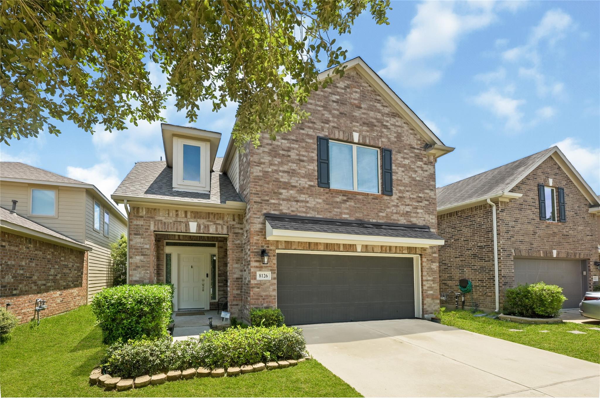 8126 Heartbrook Field Lane