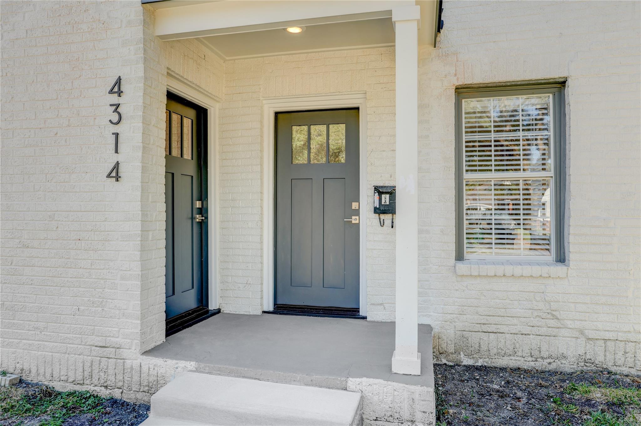 4314 Bell Street 1