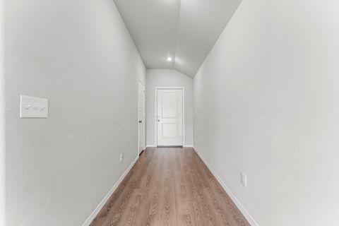 925538215
