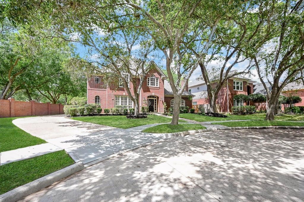 Photo of 3426 Stoney Mist Drive, Sugar Land, TX 77479 (MLS # 52606336)