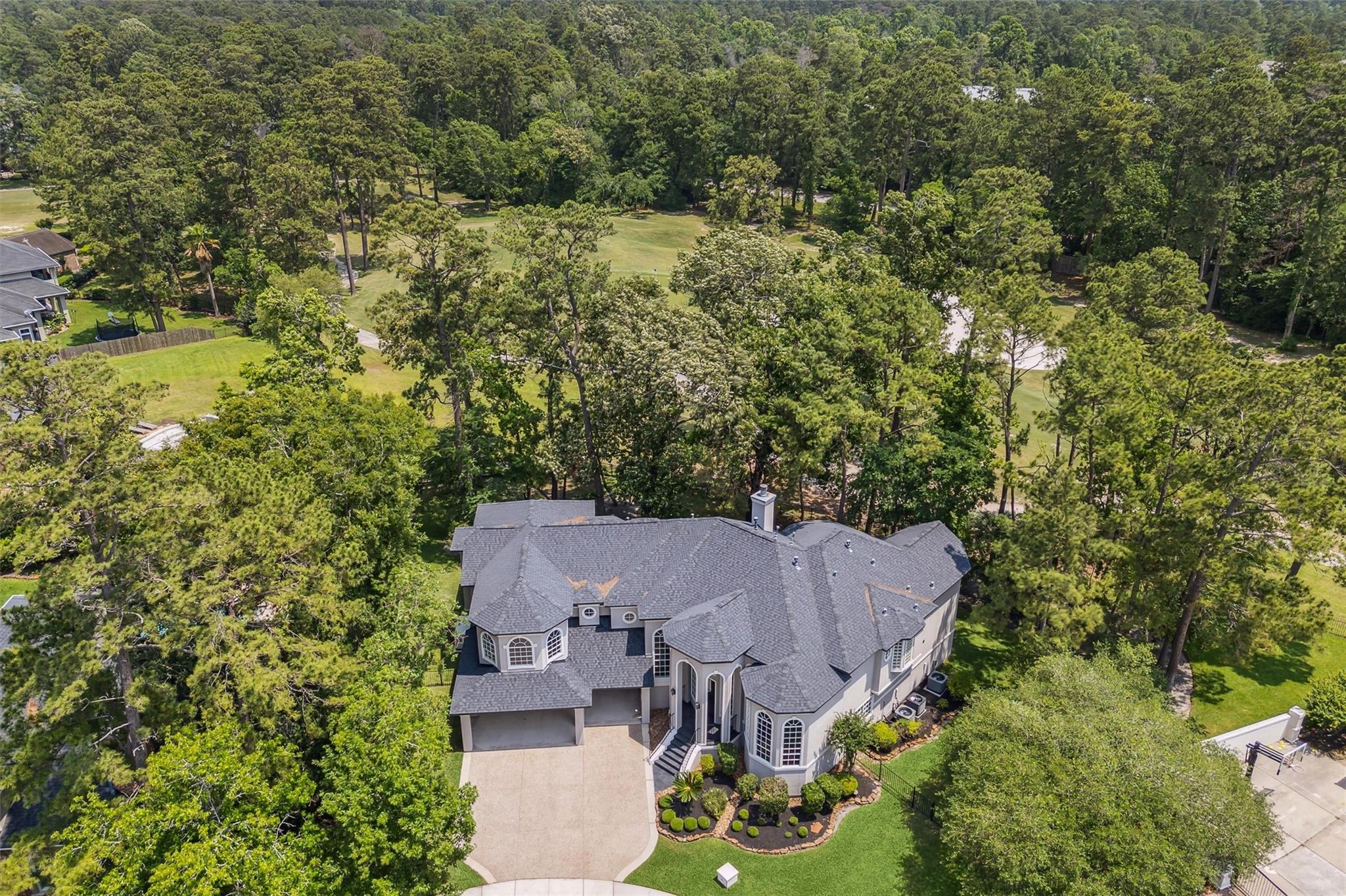 11 Twin Greens Court