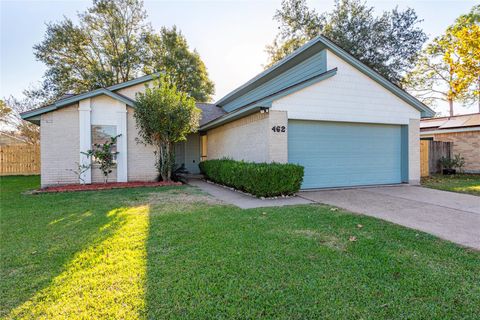 Photo of 462 Capehill Drive, Houston, TX 77598 (MLS # 6656323)