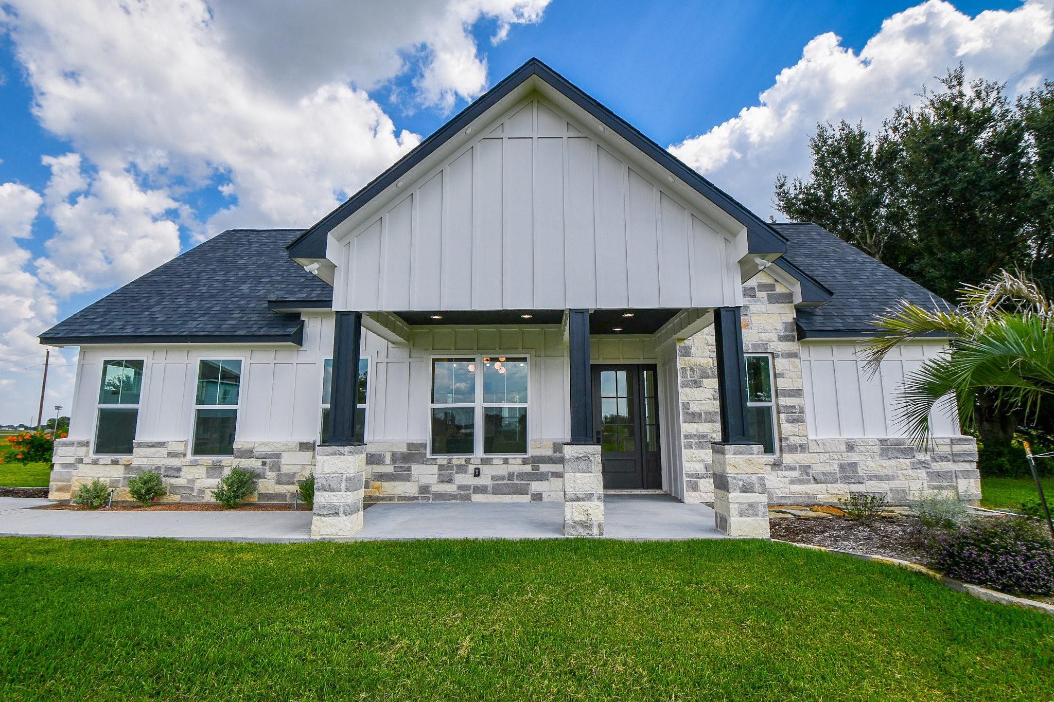 595 Buckskin Drive