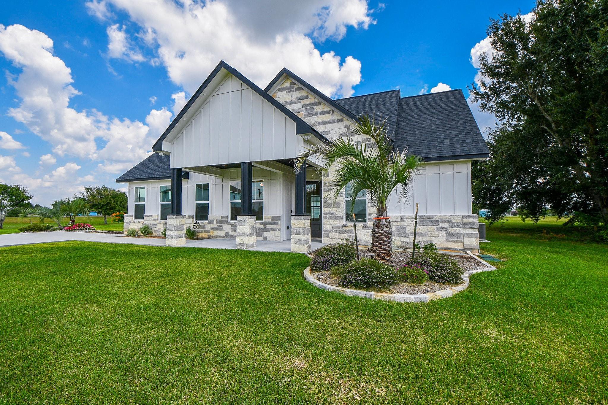 595 Buckskin Drive