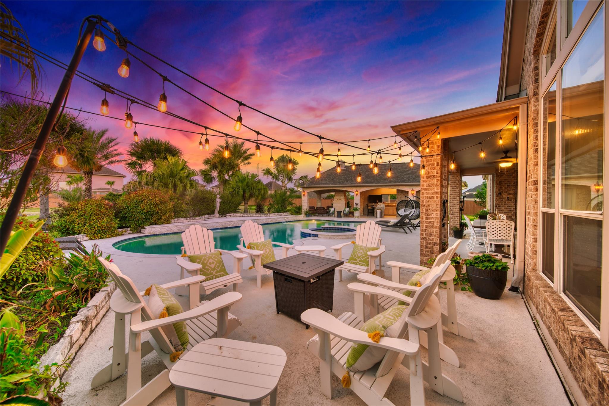 3905 Pebble Brook Drive