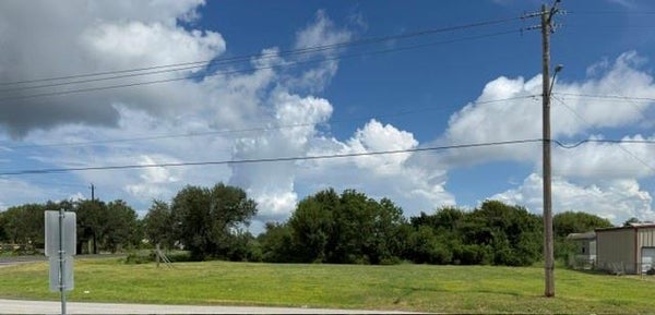 9TH & 517 RD E, SAN LEON, TX 77539 - Image 6b75b2b7efa59d6dfb71bb252ce93e0c/2543660362
