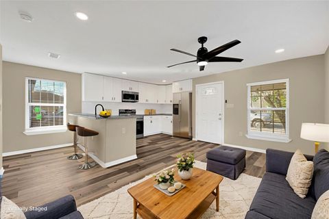 Photo of 7814 Avenue F, Houston, TX 77012 (MLS # 8933512)