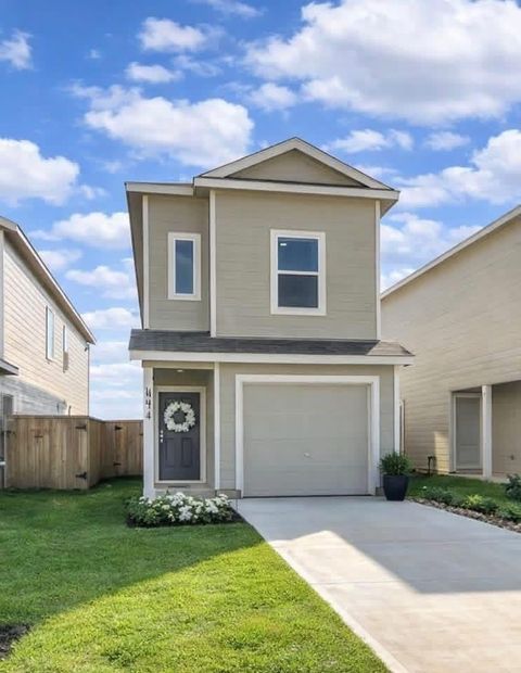 Photo of 914 Pertuso Lane, Huffman, TX 77336 (MLS # 38647757)