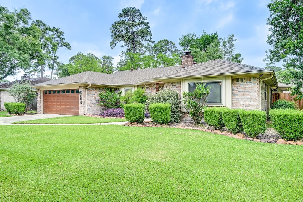 Photo of 806 S Hyannis Port Street, Crosby, TX 77532 (MLS # 86908197)