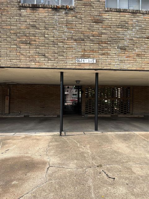 Photo of 4624 Bell Street #2, Houston, TX 77023 (MLS # 90321568)