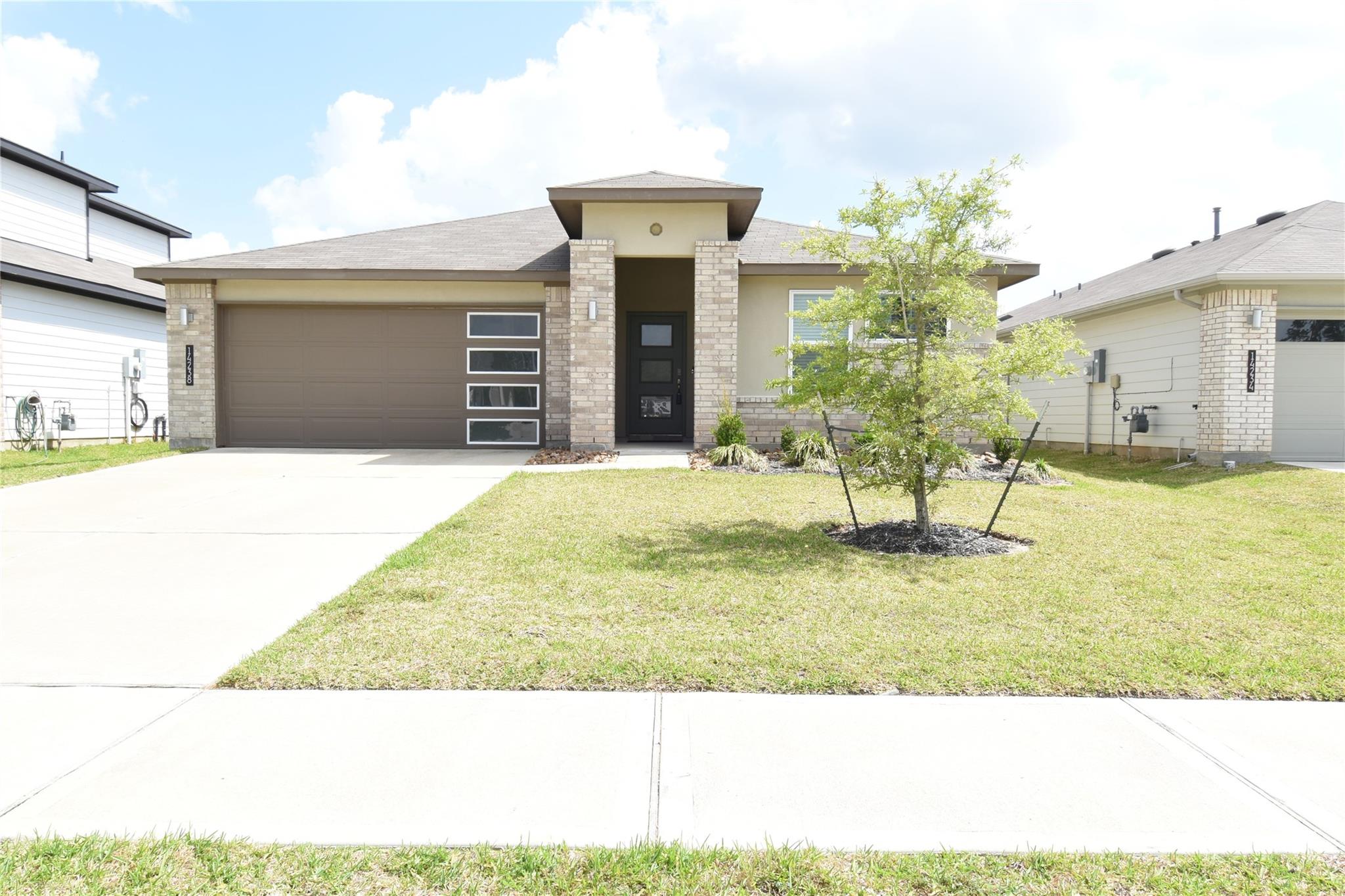 14238 Black Canyon Lane