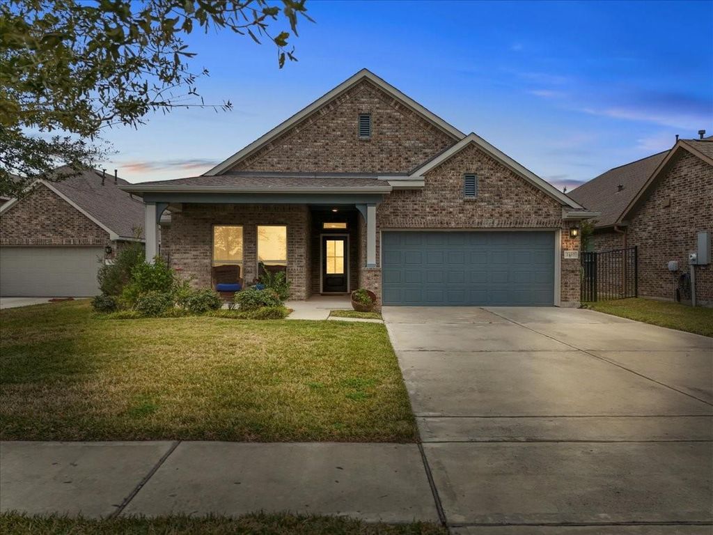 Photo of 2417 Arbor Edge Crossing, Texas City, TX 77568 (MLS # 73618536)