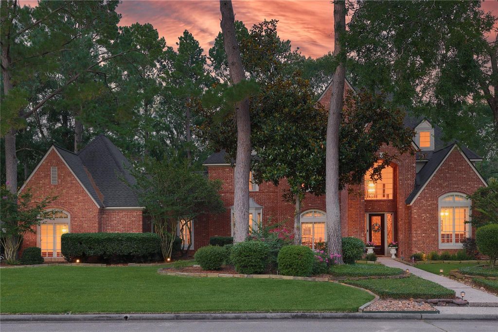 Photo of 1906 Riverglen Forest Drive, Kingwood, TX 77345 (MLS # 70657423)