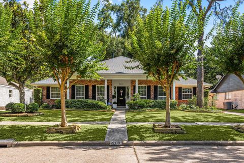 Photo of 5419 Imogene Street, Houston, TX 77096 (MLS # 63997235)