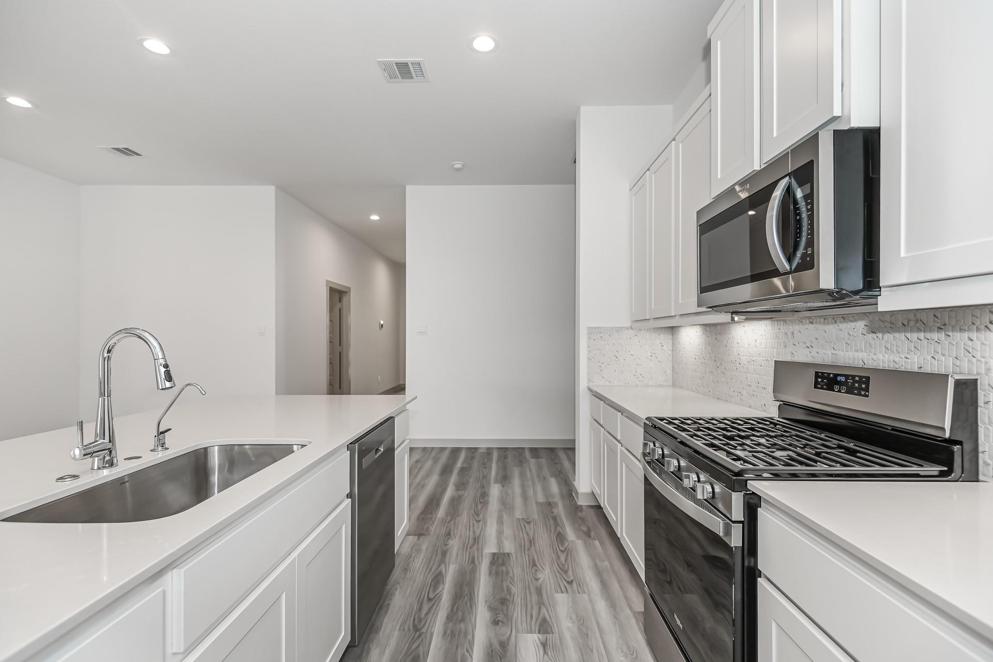 6222 Pelican Ridge Way