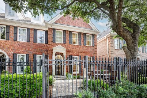 Photo of 5124 Chevy Chase Drive, Houston, TX 77056 (MLS # 94478987)