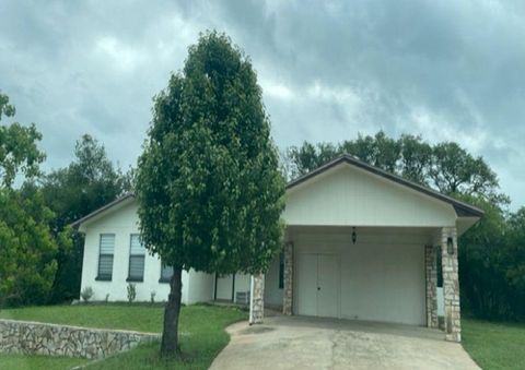 Photo of 1103 Ute Road, Horseshoe Bay, TX 78657 (MLS # 37943373)
