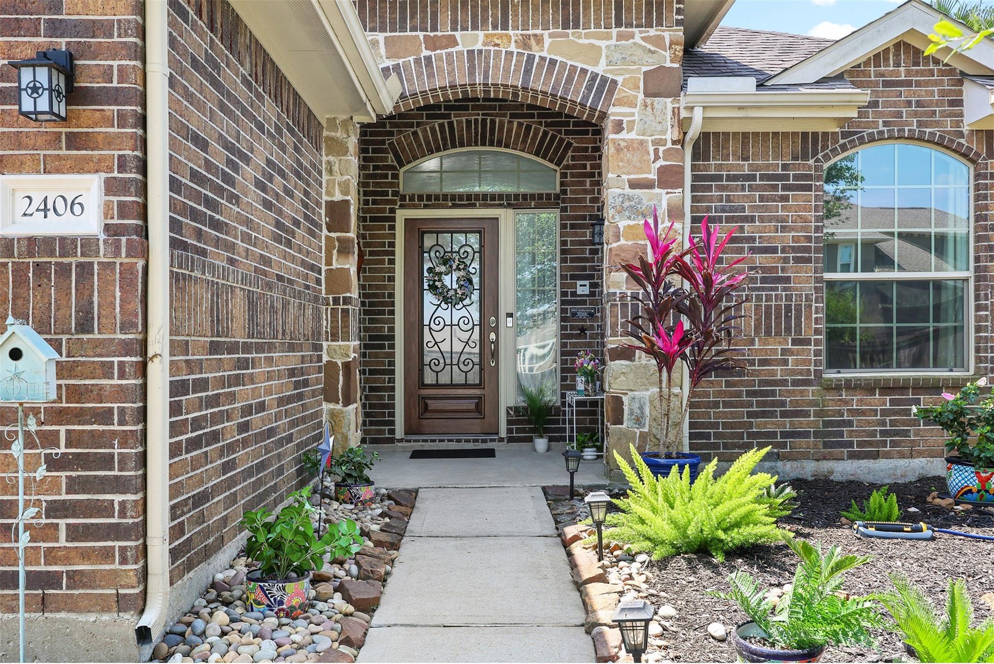 2406 Santiago Lane