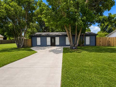Photo of 4501 E 38th Street, Dickinson, TX 77539 (MLS # 65763590)
