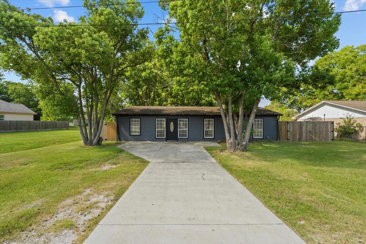 4501 E 38th Street