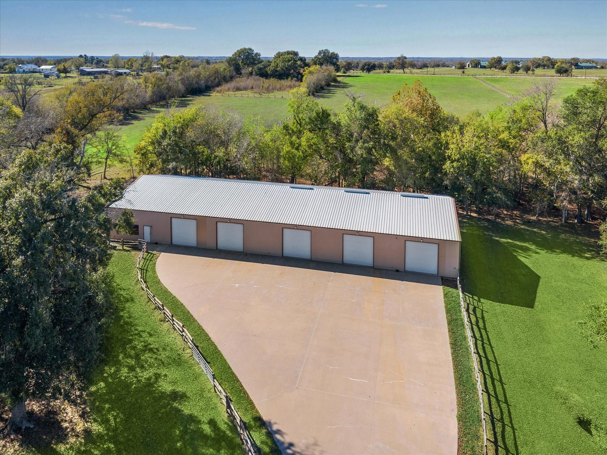 16372 Highway 6