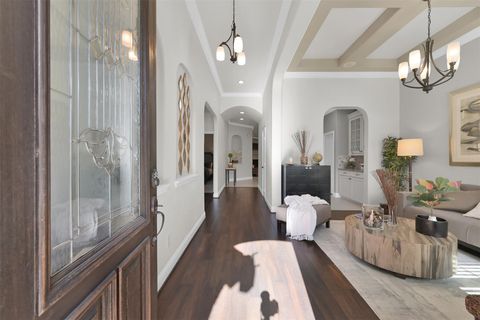 Photo of 98 Lindenberry Circle, The Woodlands, TX 77389 (MLS # 89032336)