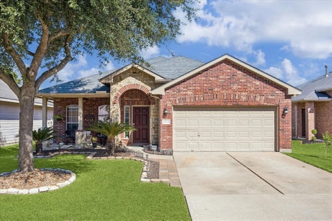 Photo of 13918 Cypress Creek Bank Drive, Cypress, TX 77429 (MLS # 43384964)