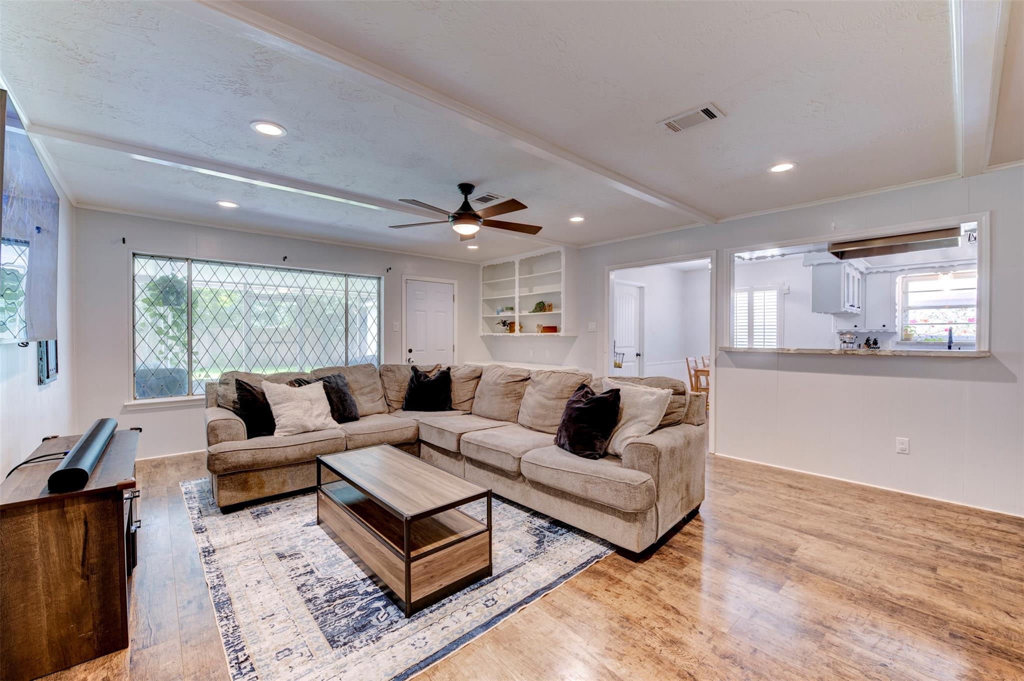 3219 La Costa Road
