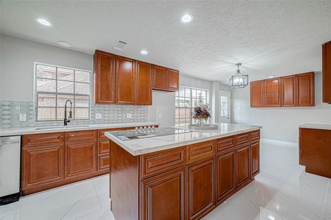 Tiny photo for 3102 Glenn Lakes Lane, Missouri City, TX 77459 (MLS # 55017404)