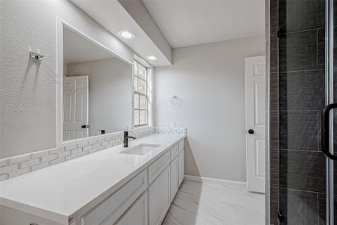 Tiny photo for 3102 Glenn Lakes Lane, Missouri City, TX 77459 (MLS # 55017404)