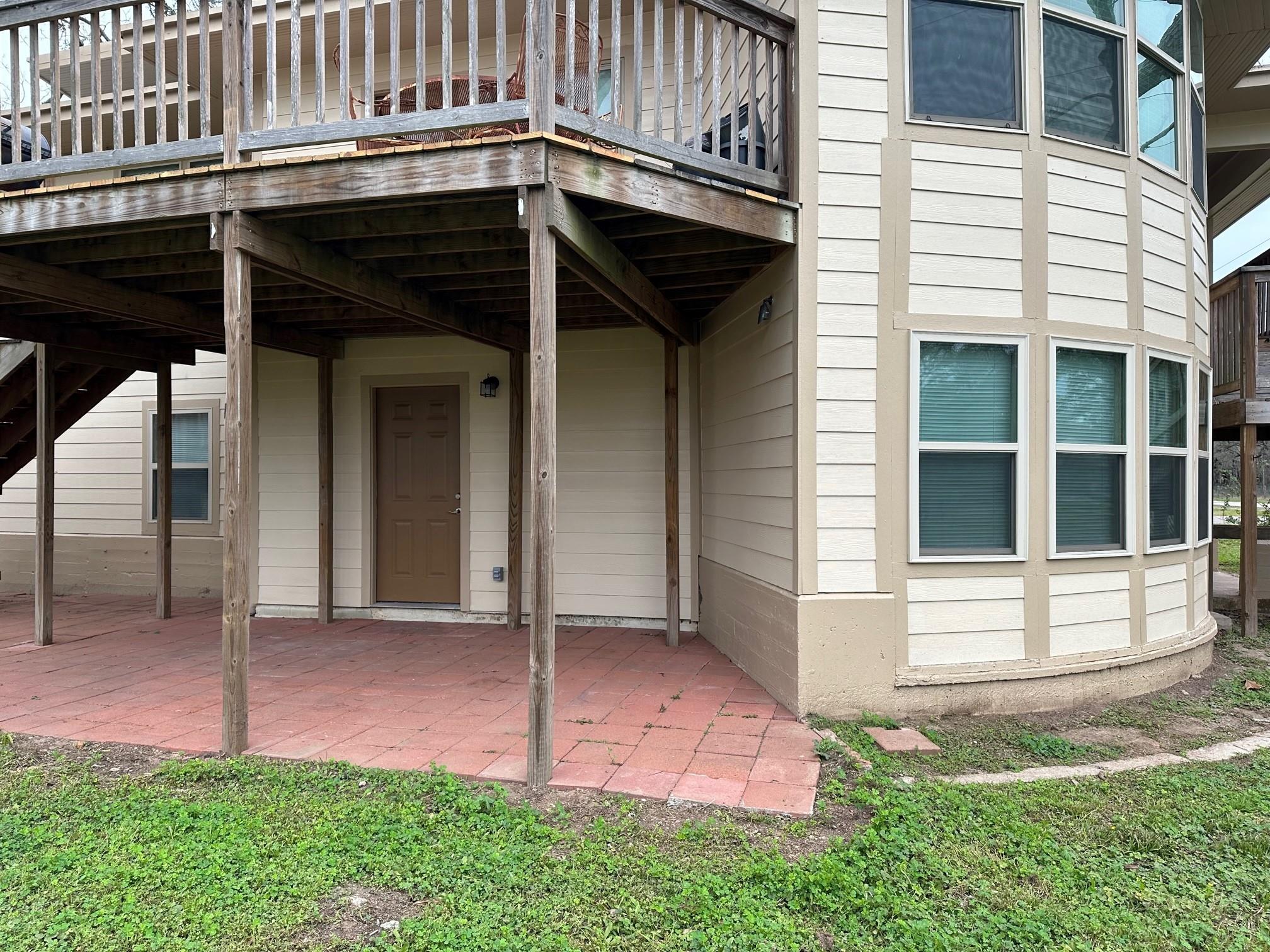 631 Live Oak Street